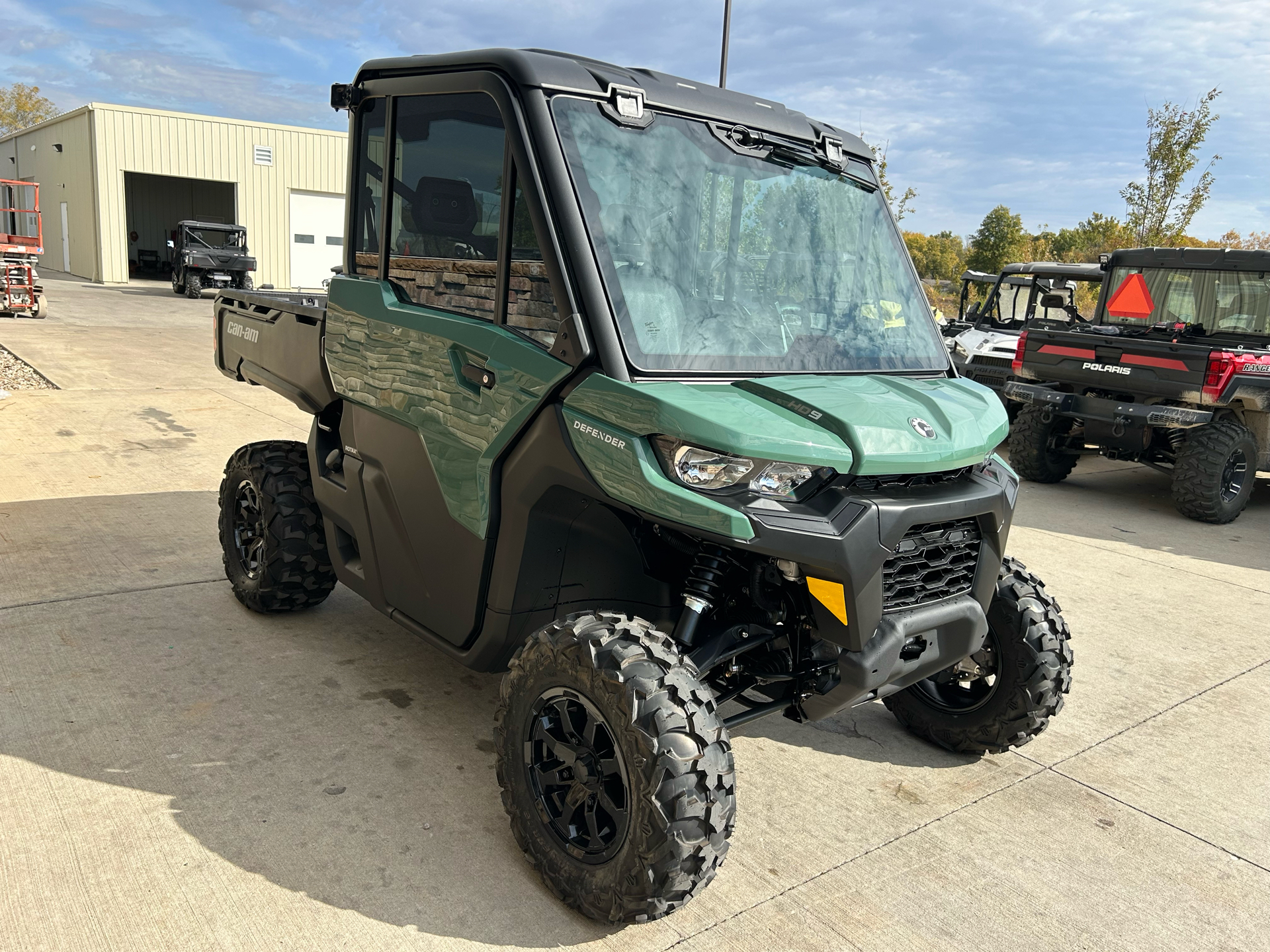 2025 Can-Am Defender DPS CAB in Columbia, Missouri - Photo 3