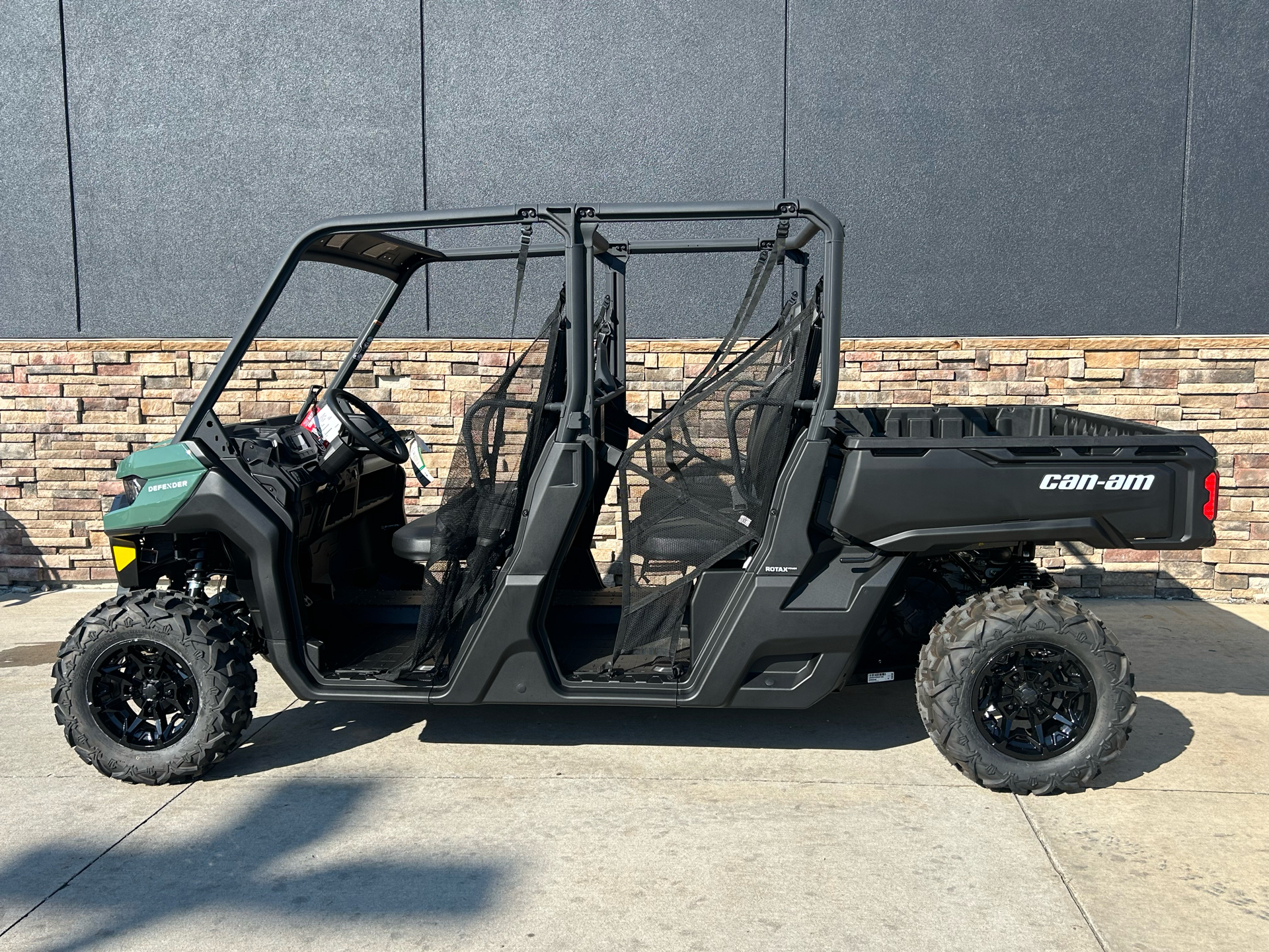 2025 Can-Am Defender MAX DPS HD9 in Columbia, Missouri - Photo 1