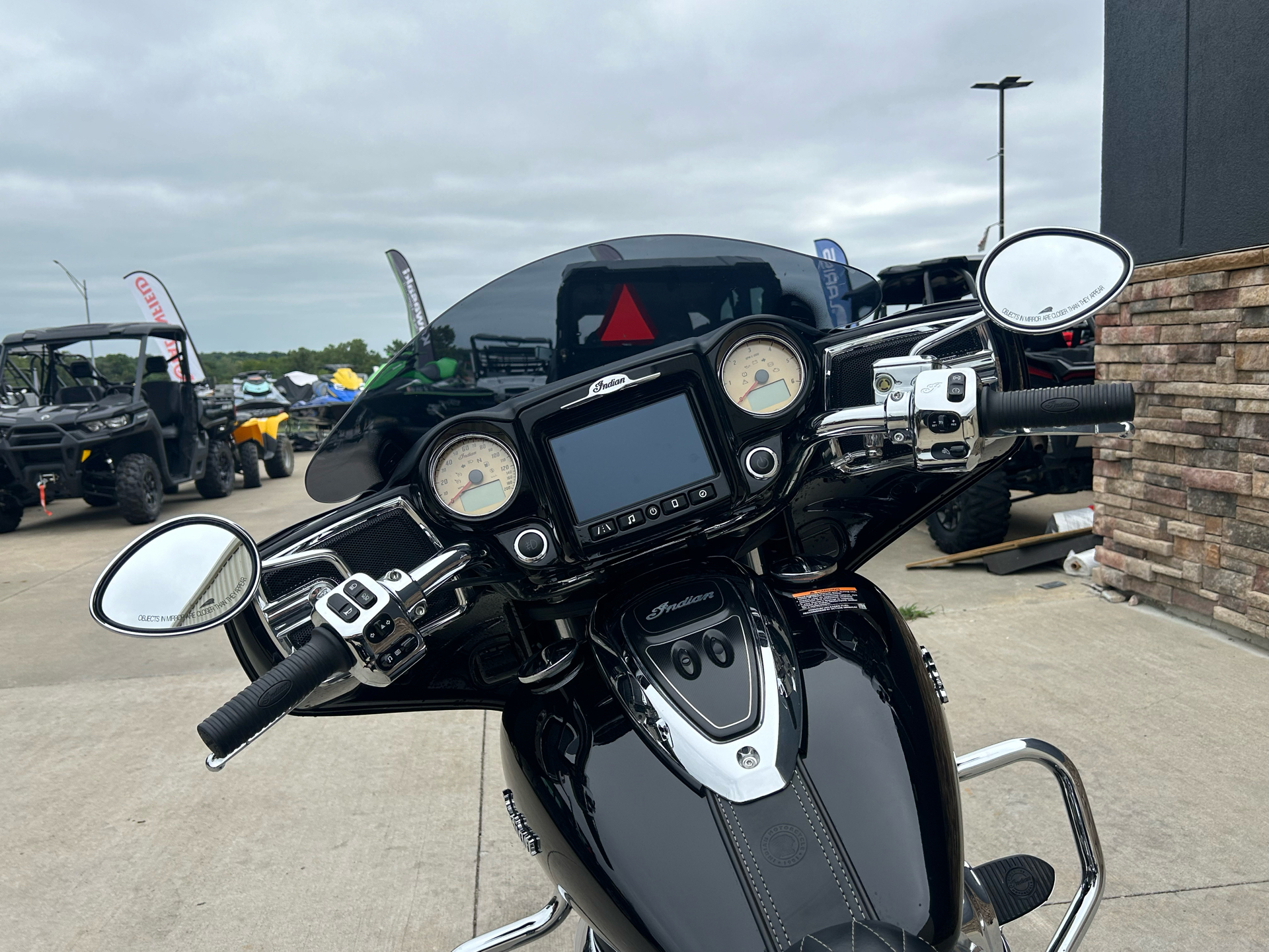 2018 Indian Motorcycle Roadmaster® ABS in Columbia, Missouri - Photo 8