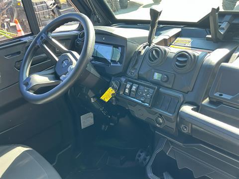 2025 Can-Am Defender Limited in Columbia, Missouri - Photo 9