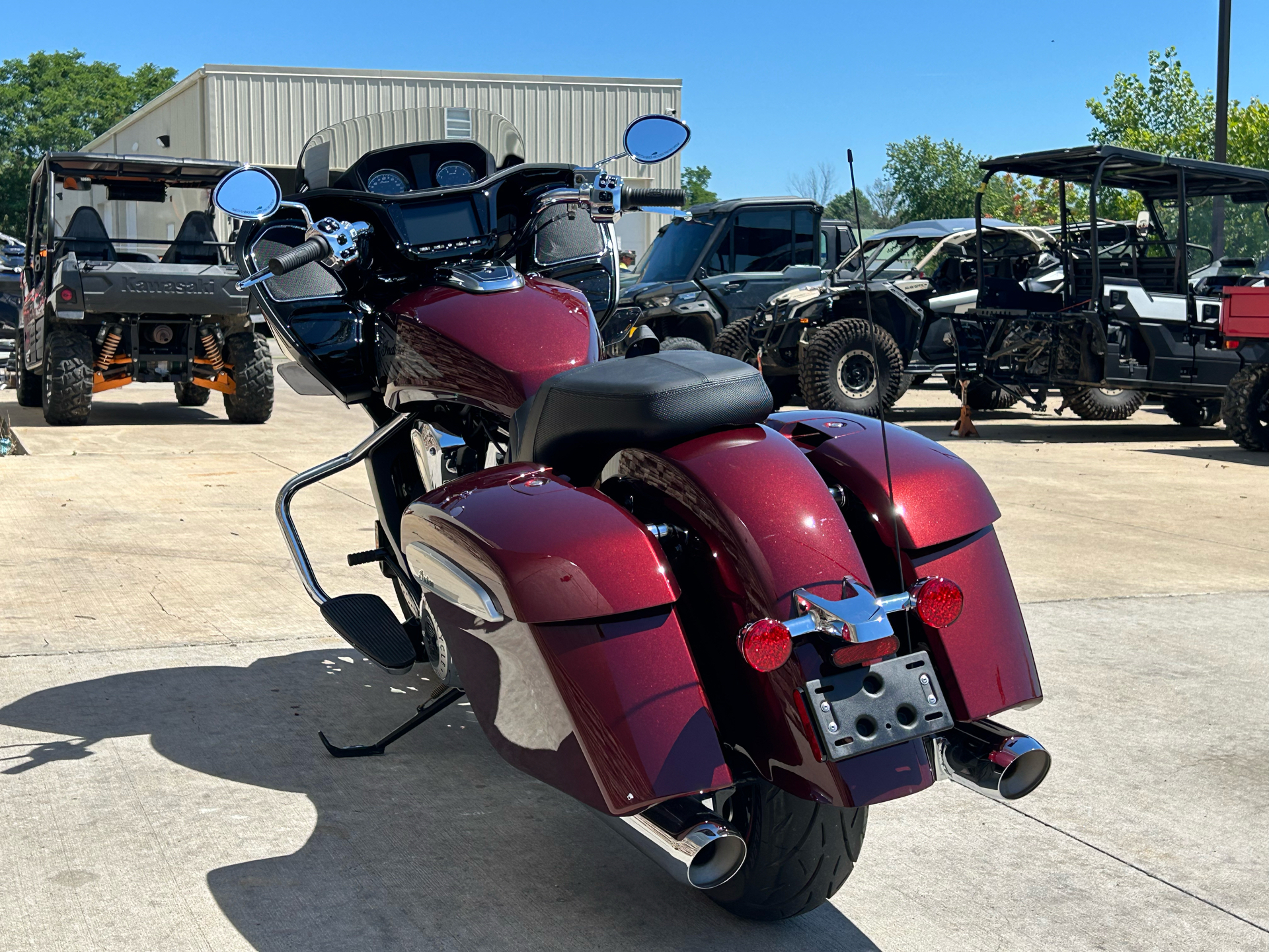 2023 Indian Motorcycle Challenger® Limited in Columbia, Missouri - Photo 4