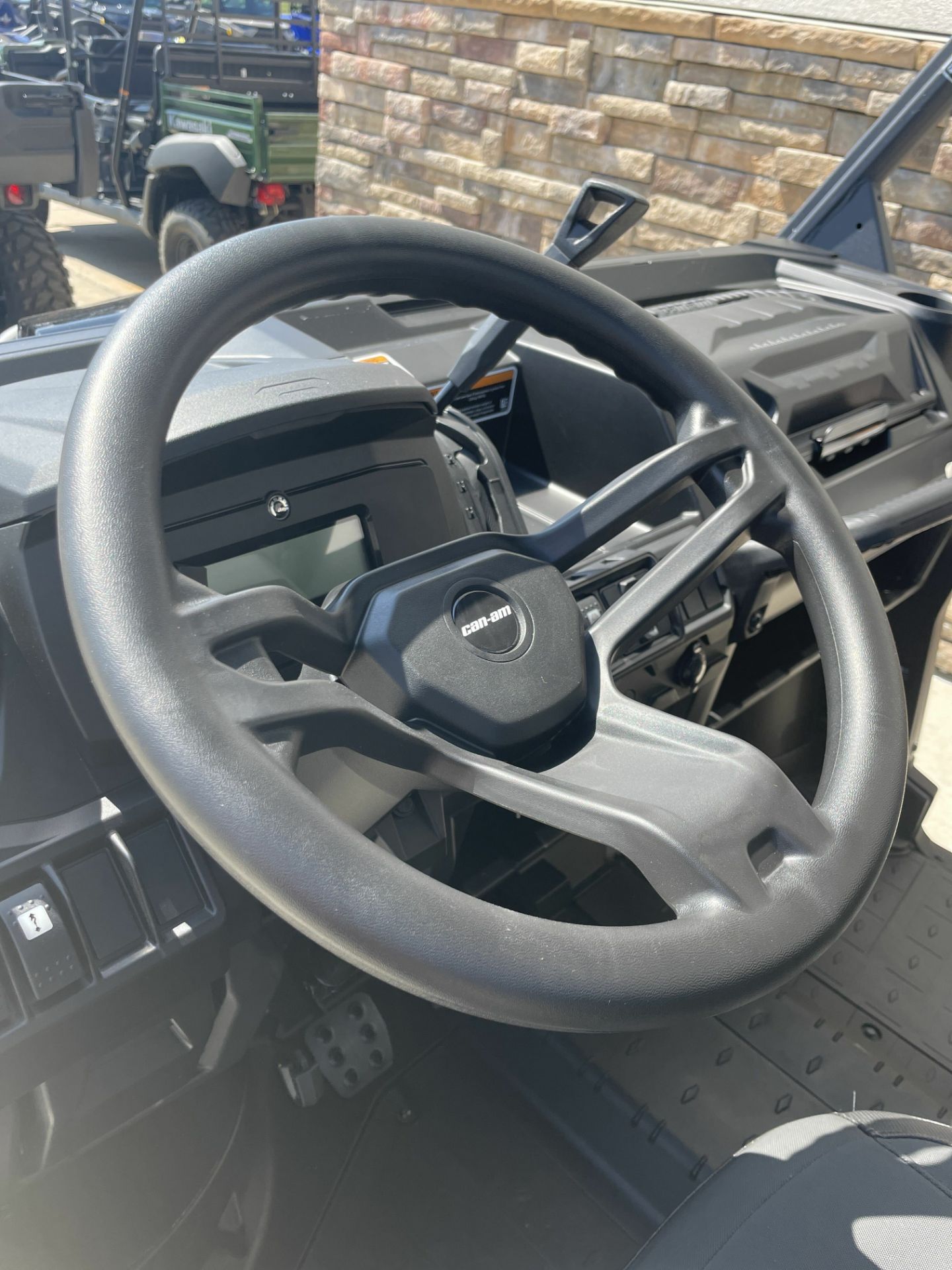 2024 Can-Am Defender XT HD10 in Columbia, Missouri - Photo 9