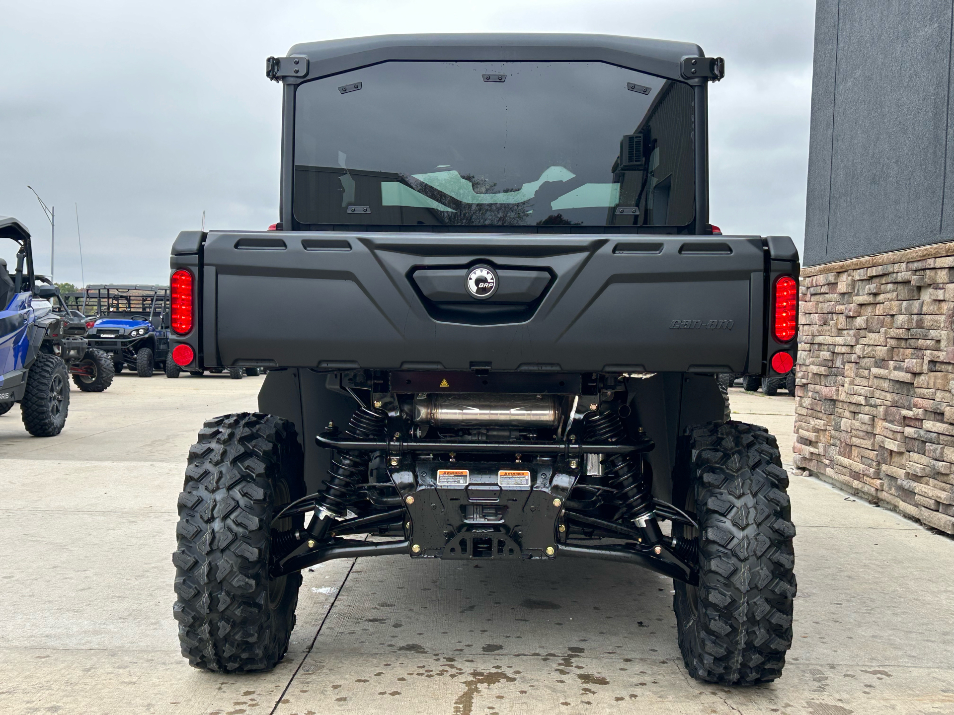 2025 Can-Am Defender MAX Limited in Columbia, Missouri - Photo 4