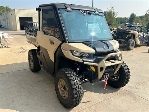 2025 Can-Am Defender Limited in Columbia, Missouri - Photo 4