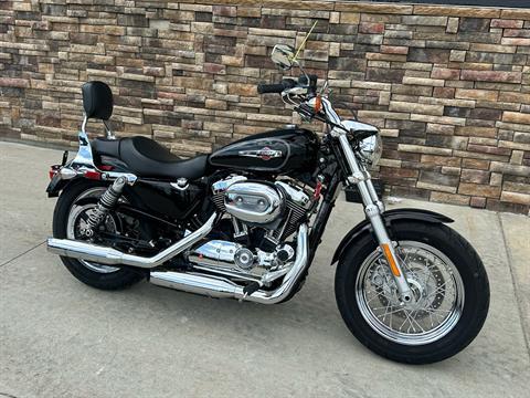 2017 Harley-Davidson 1200 Custom in Columbia, Missouri - Photo 1