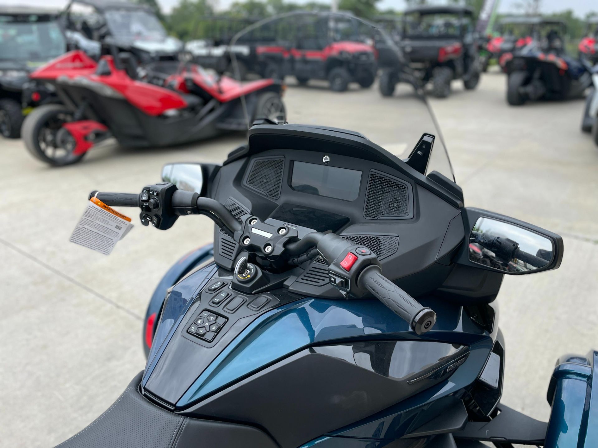 2023 Can-Am Spyder RT in Columbia, Missouri - Photo 3