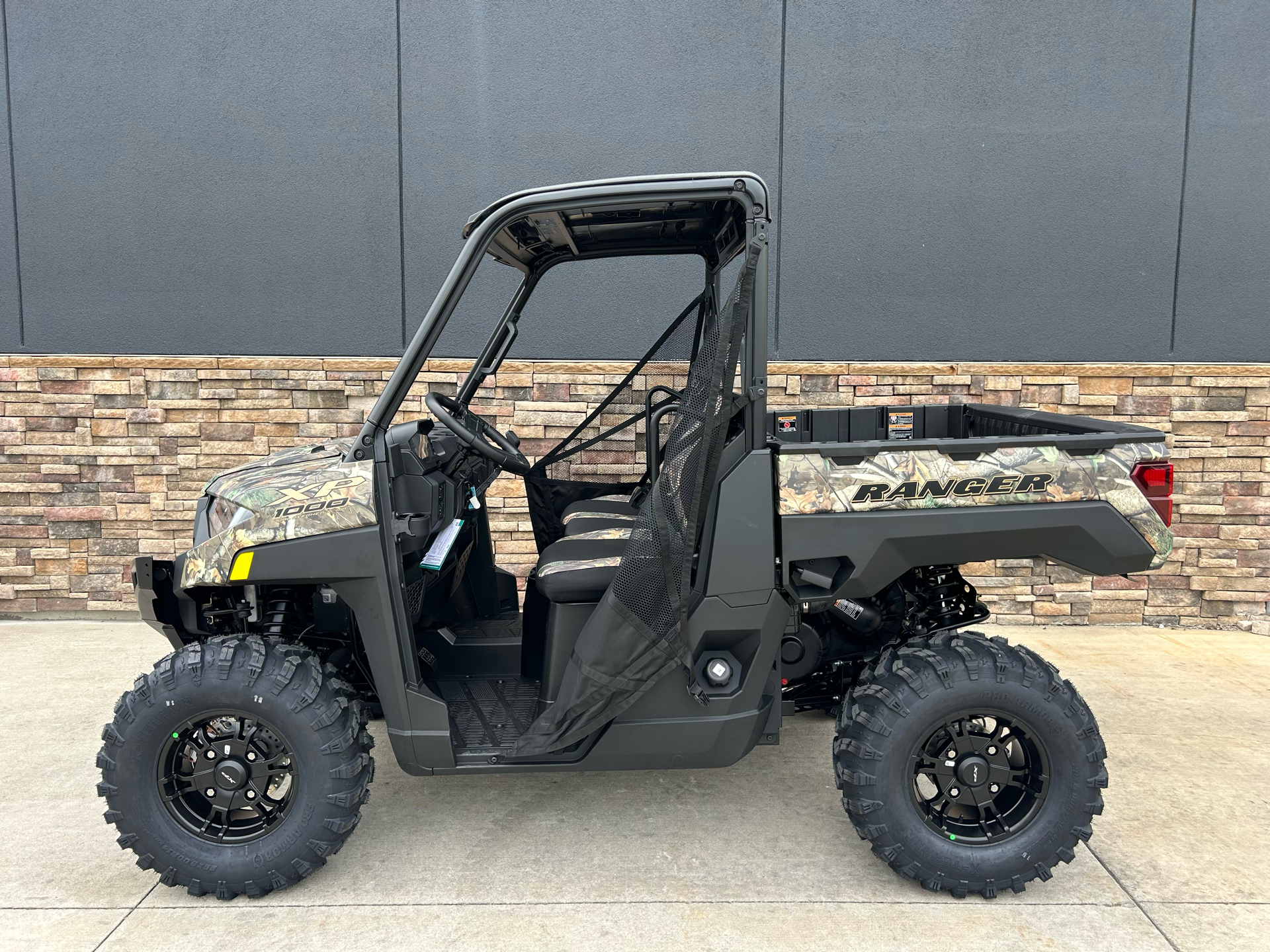 2025 Polaris Ranger XP 1000 Premium in Columbia, Missouri - Photo 1