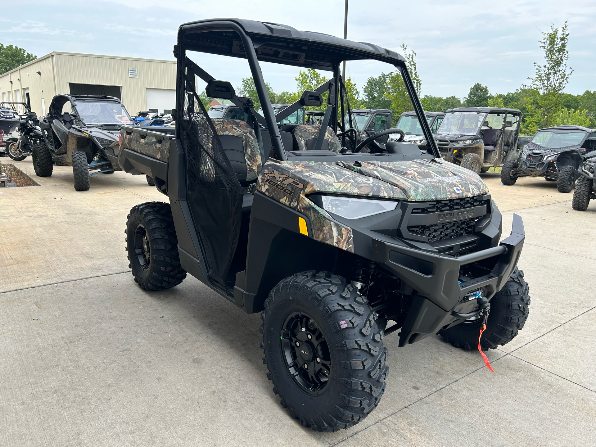 2025 Polaris Ranger XP 1000 Premium in Columbia, Missouri - Photo 4