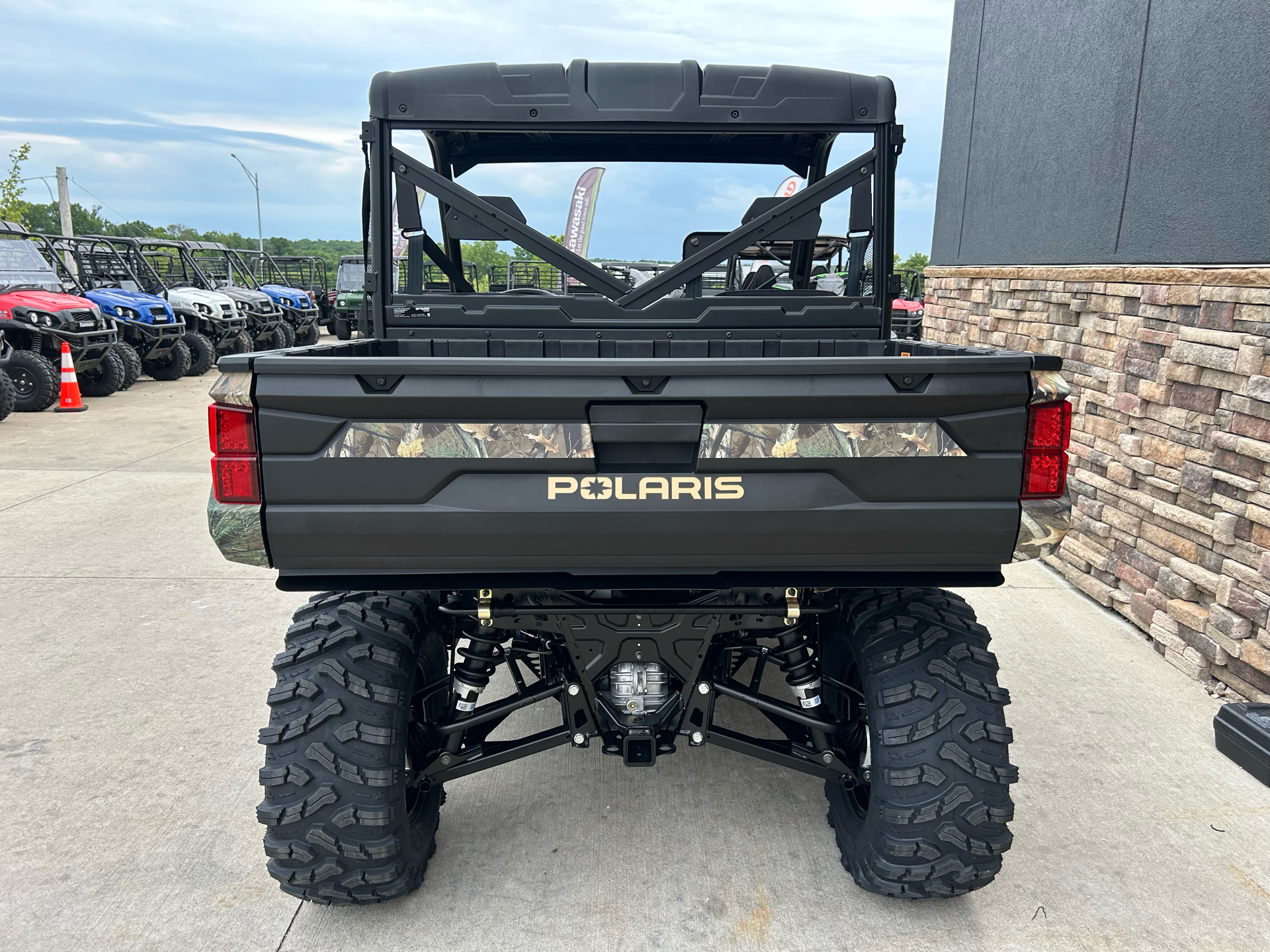 2025 Polaris Ranger XP 1000 Premium in Columbia, Missouri - Photo 5