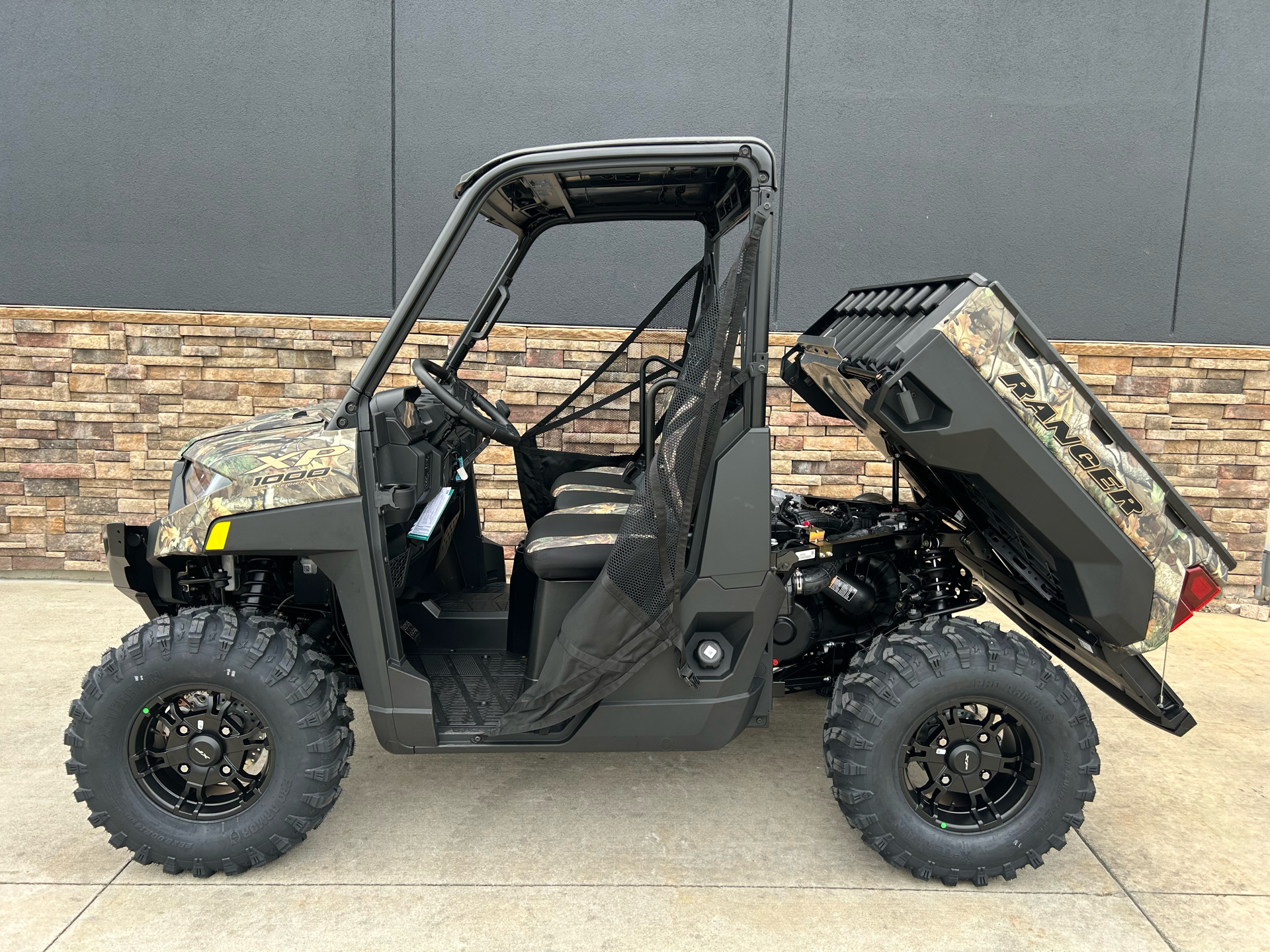 2025 Polaris Ranger XP 1000 Premium in Columbia, Missouri - Photo 7