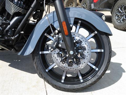 2024 Indian Motorcycle Chieftain® Dark Horse® Icon with PowerBand Audio Package in Columbia, Missouri - Photo 10