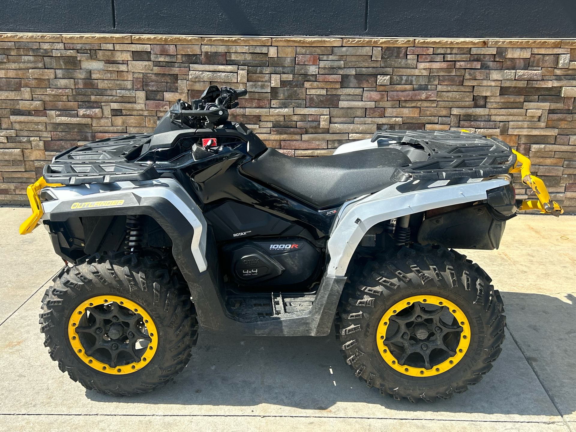 2024 Can-Am Outlander XT-P 1000R in Columbia, Missouri - Photo 1