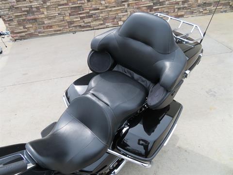 2016 Harley-Davidson Road Glide® Ultra in Columbia, Missouri - Photo 11