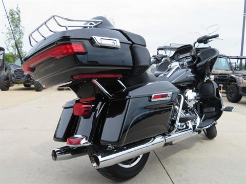 2016 Harley-Davidson Road Glide® Ultra in Columbia, Missouri - Photo 7