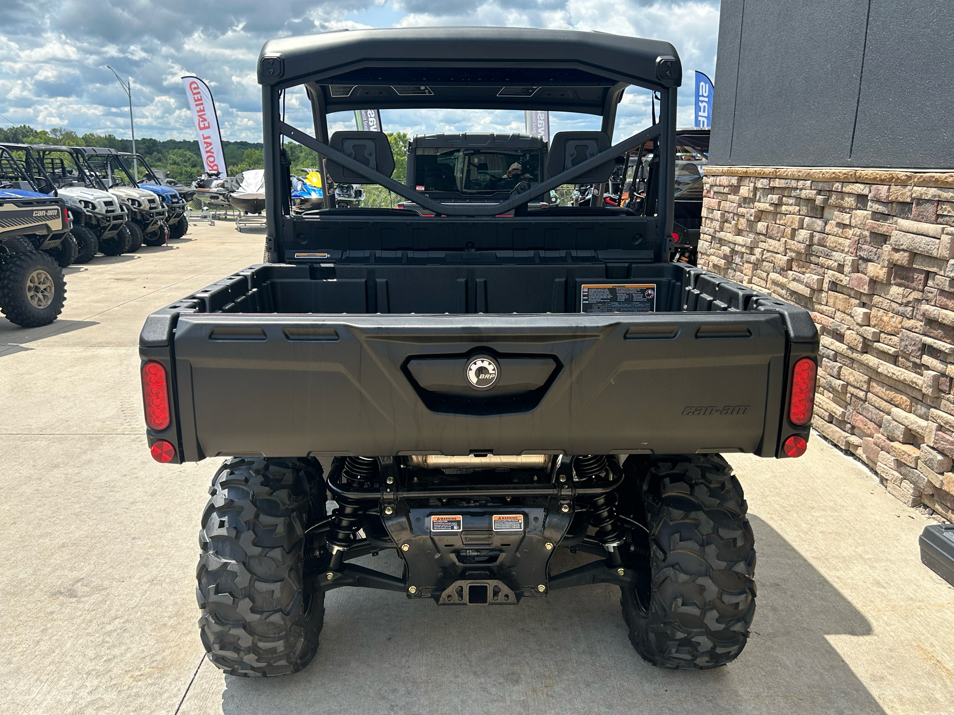 2024 Can-Am Defender XT HD9 in Columbia, Missouri - Photo 5