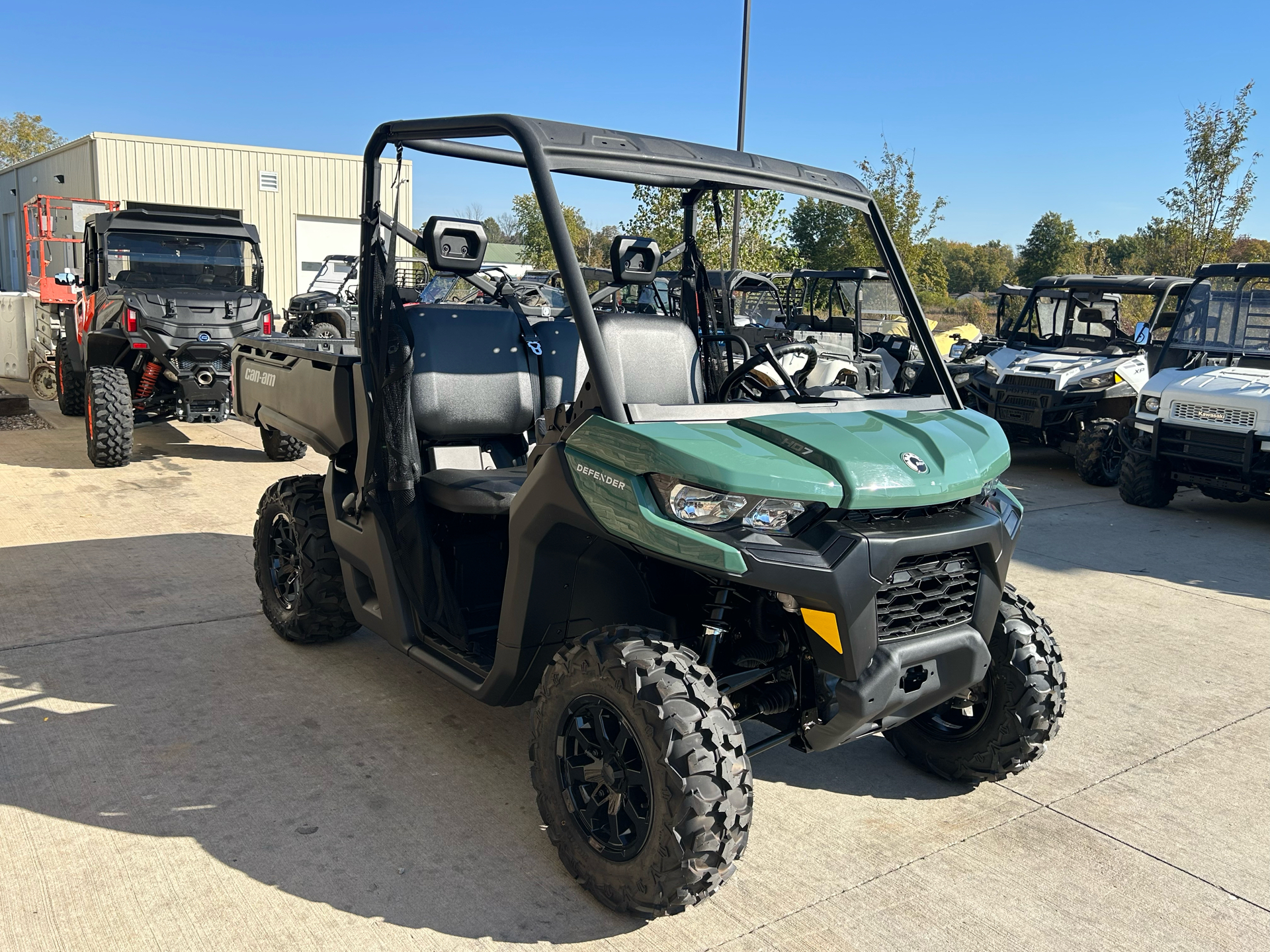 2025 Can-Am Defender DPS HD7 in Columbia, Missouri - Photo 3