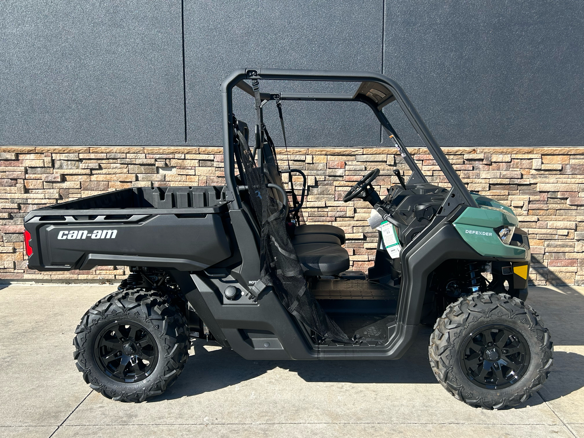 2025 Can-Am Defender DPS HD7 in Columbia, Missouri - Photo 11