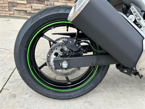 2024 Kawasaki Z7 Hybrid ABS in Columbia, Missouri - Photo 3