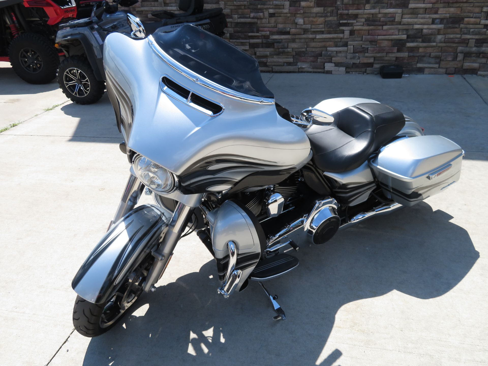 2015 Harley-Davidson Street Glide® Special in Columbia, Missouri - Photo 3