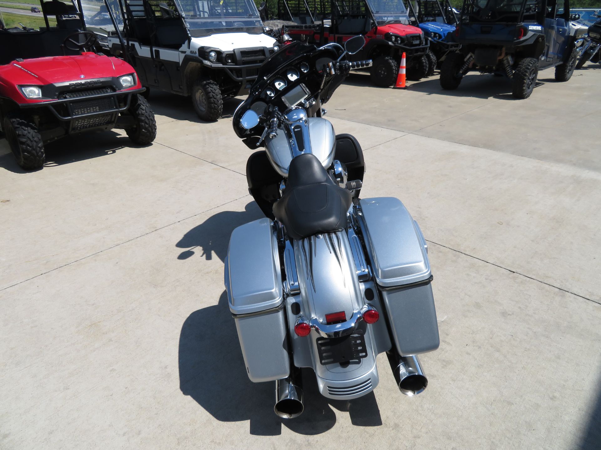2015 Harley-Davidson Street Glide® Special in Columbia, Missouri - Photo 6