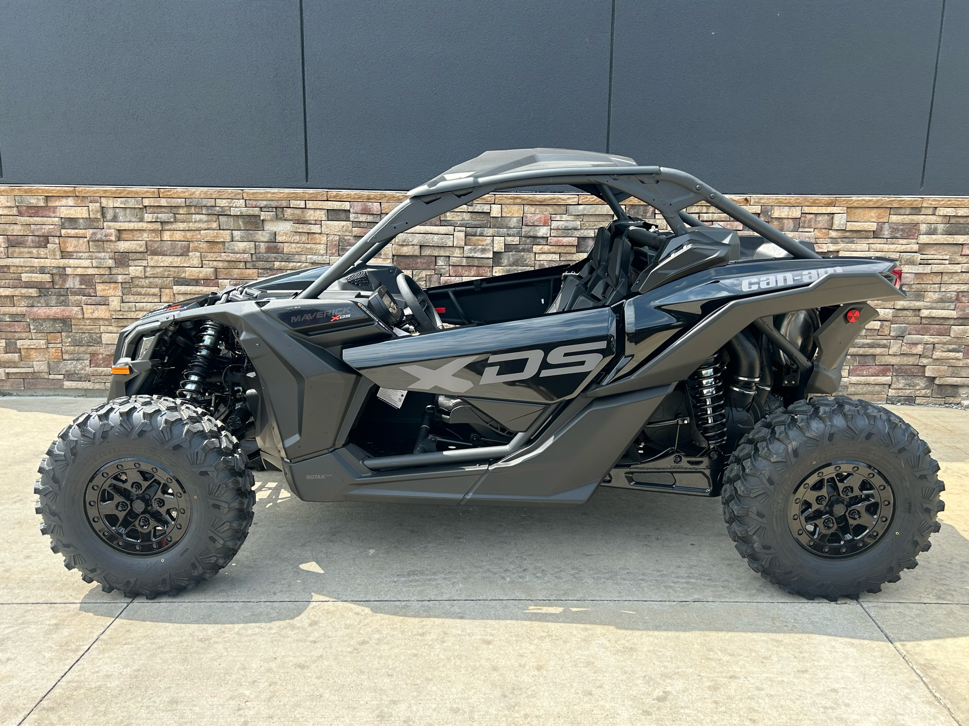 2025 Can-Am Maverick X3 X DS Turbo RR in Columbia, Missouri - Photo 1