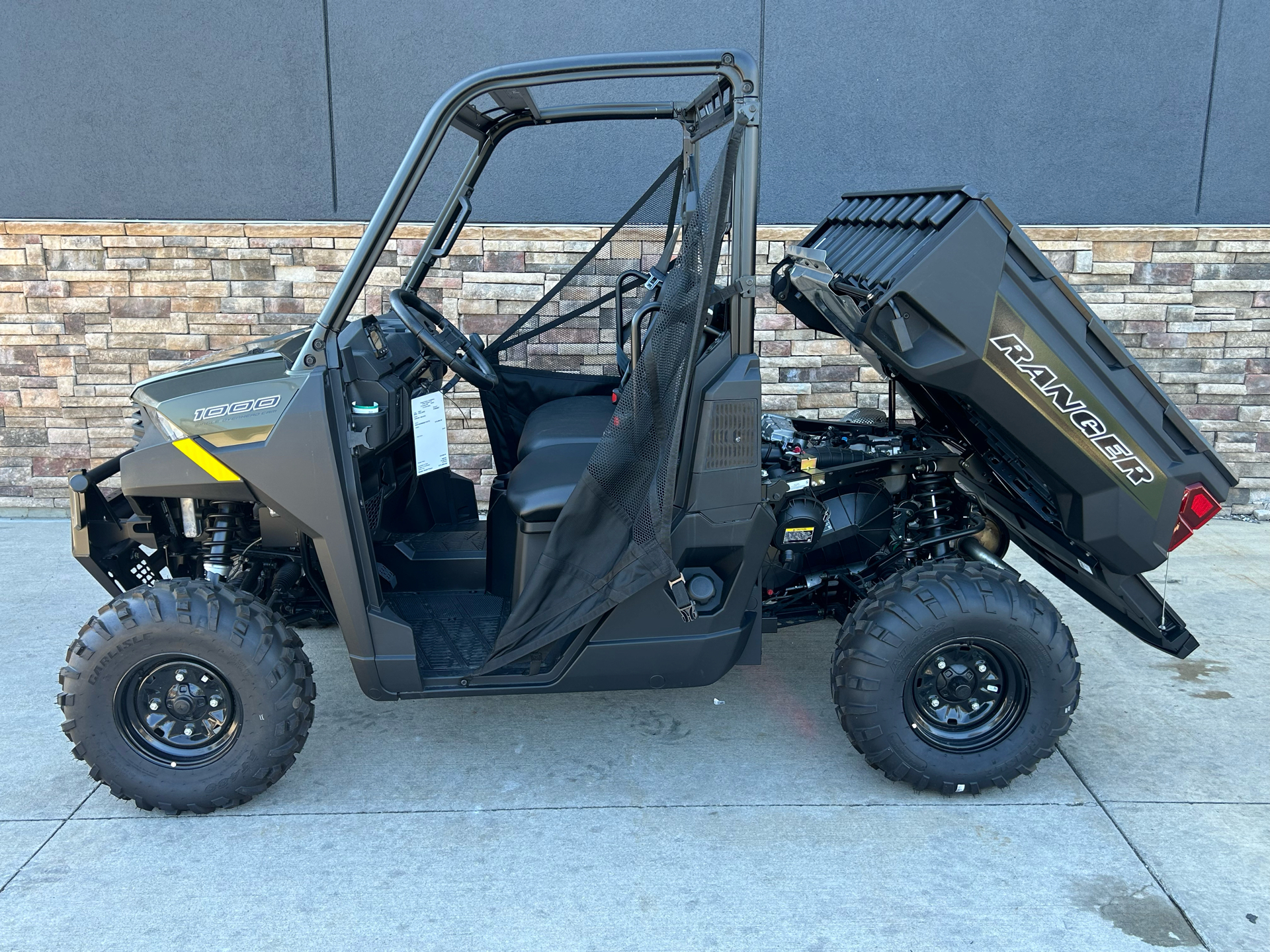 2025 Polaris Ranger 1000 EPS in Columbia, Missouri - Photo 6