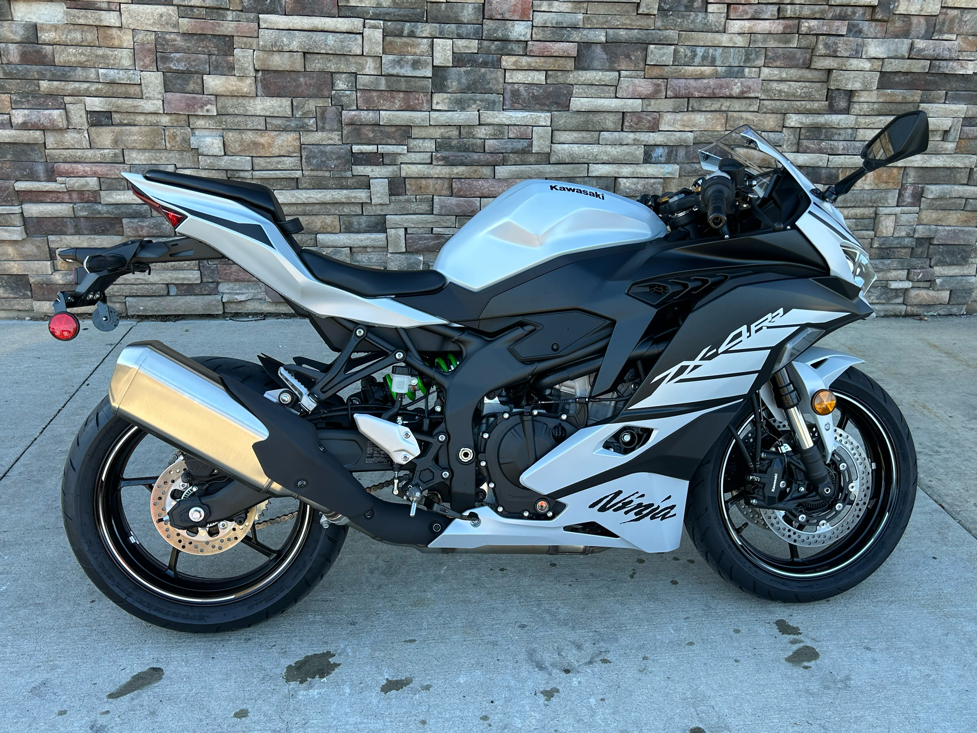 2025 Kawasaki Ninja ZX-4RR ABS in Columbia, Missouri - Photo 10