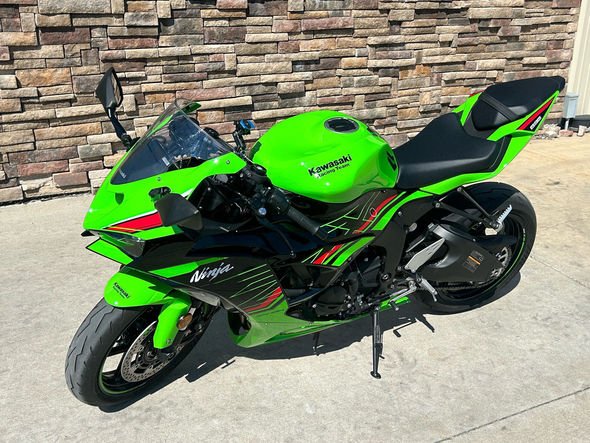 2024 Kawasaki Ninja ZX-6R KRT Edition in Columbia, Missouri - Photo 12