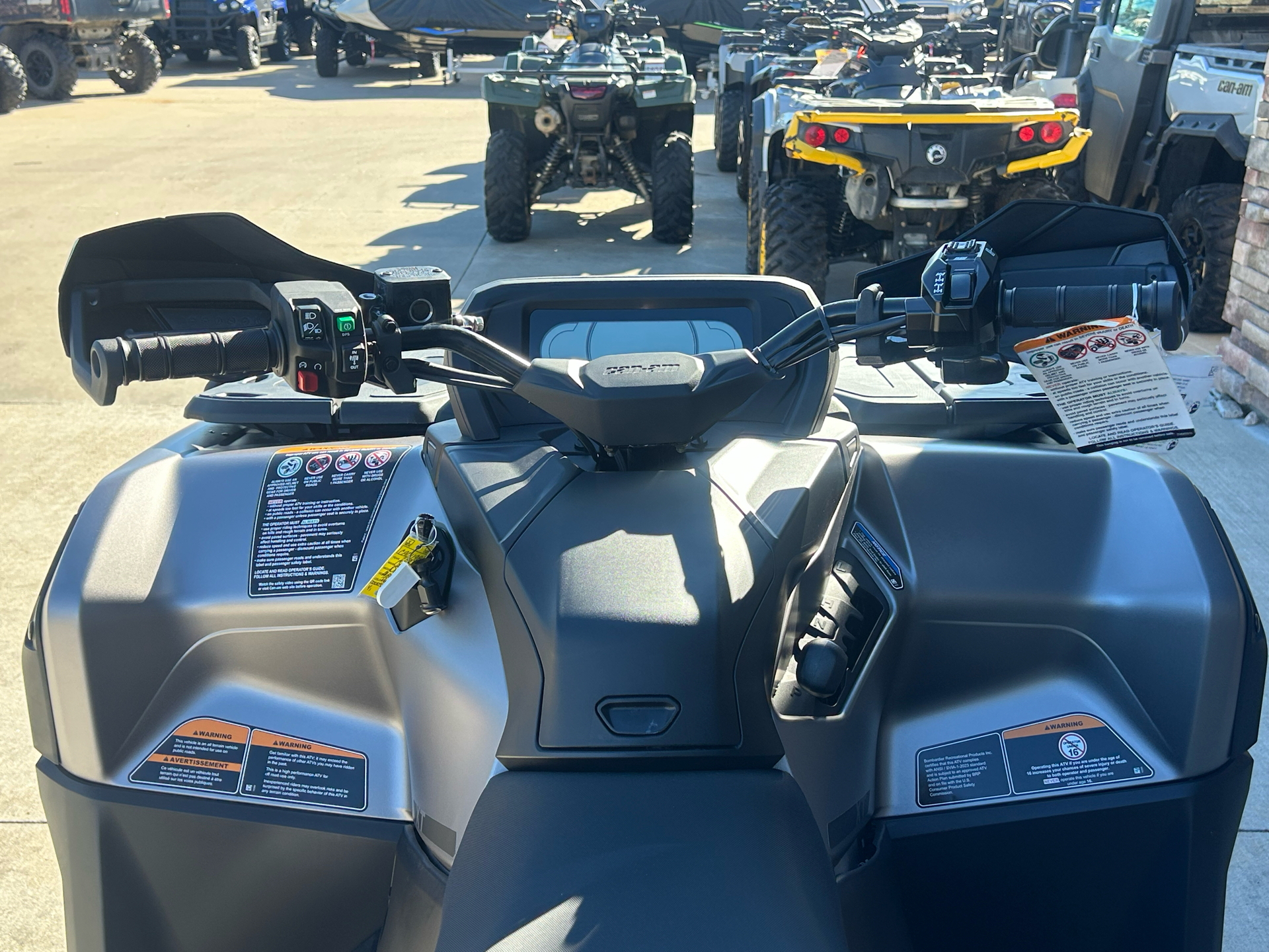 2025 Can-Am Outlander MAX XT 850 in Columbia, Missouri - Photo 5