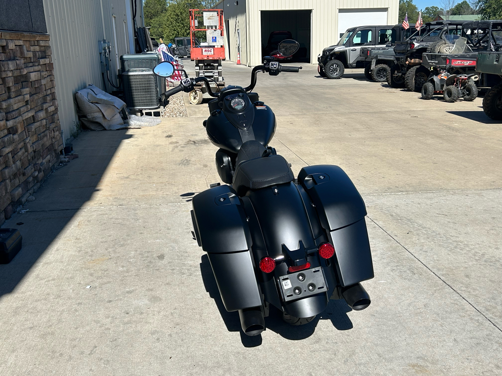 2024 Indian Motorcycle Springfield® Dark Horse® in Columbia, Missouri - Photo 4