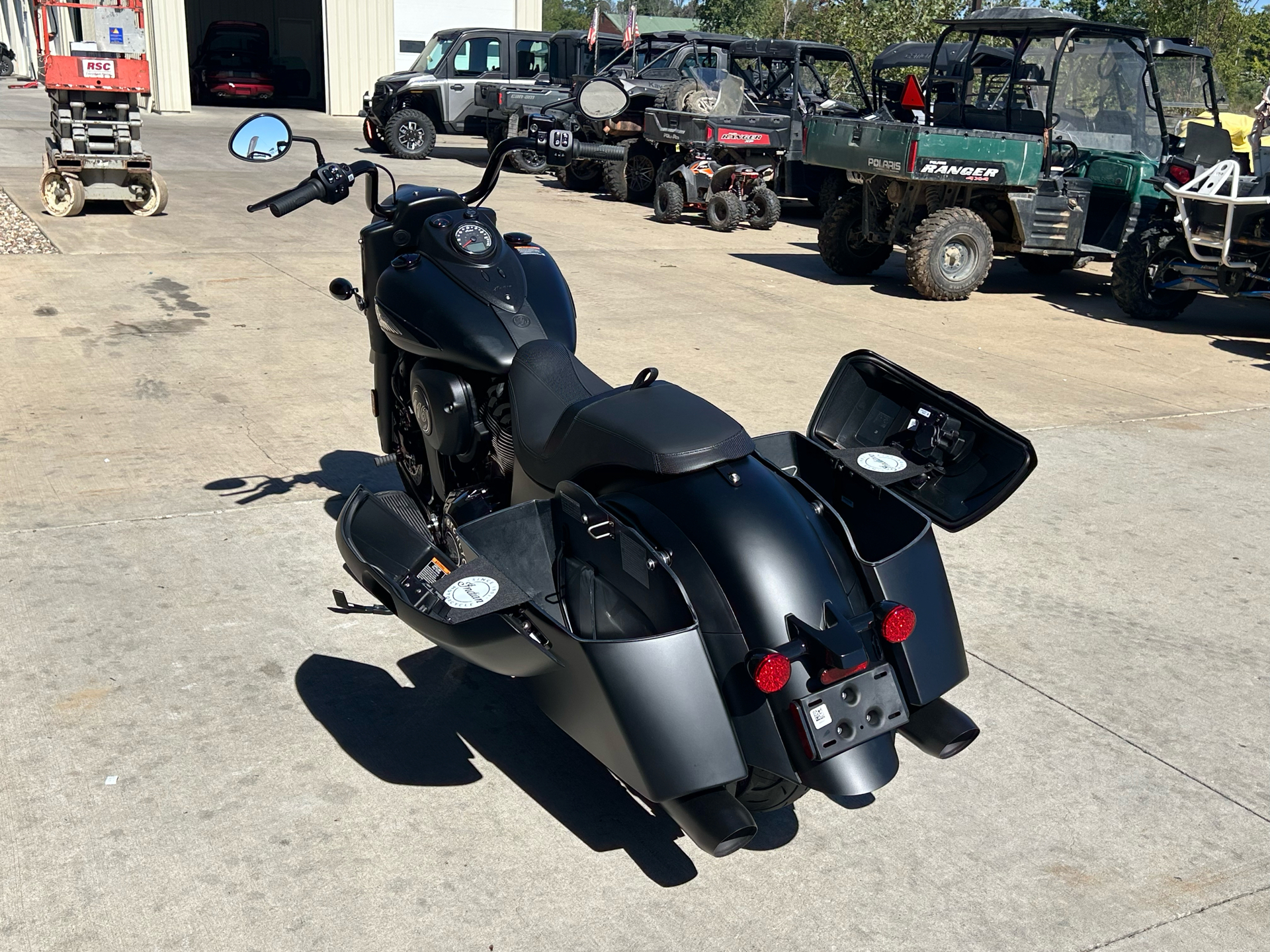 2024 Indian Motorcycle Springfield® Dark Horse® in Columbia, Missouri - Photo 5