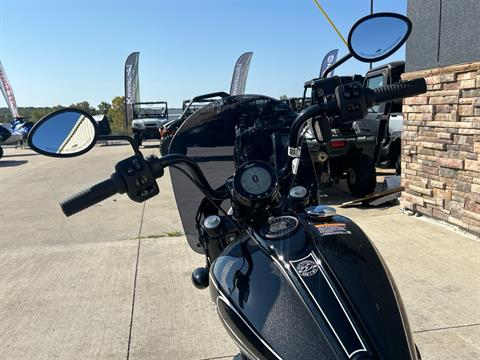 2023 Indian Motorcycle Chief Dark Horse® in Columbia, Missouri - Photo 10