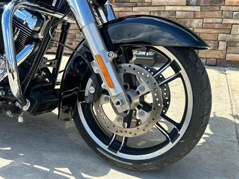 2016 Harley-Davidson Street Glide® in Columbia, Missouri - Photo 2