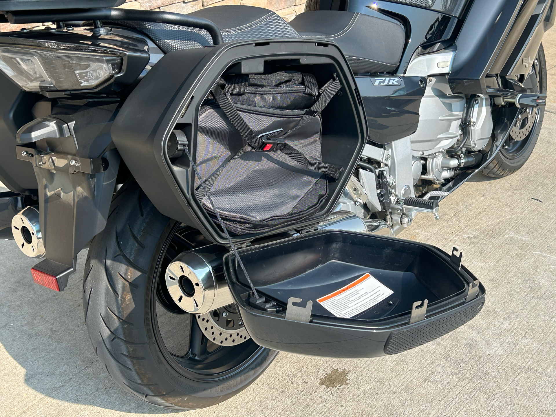 2020 Yamaha FJR1300ES in Columbia, Missouri - Photo 7