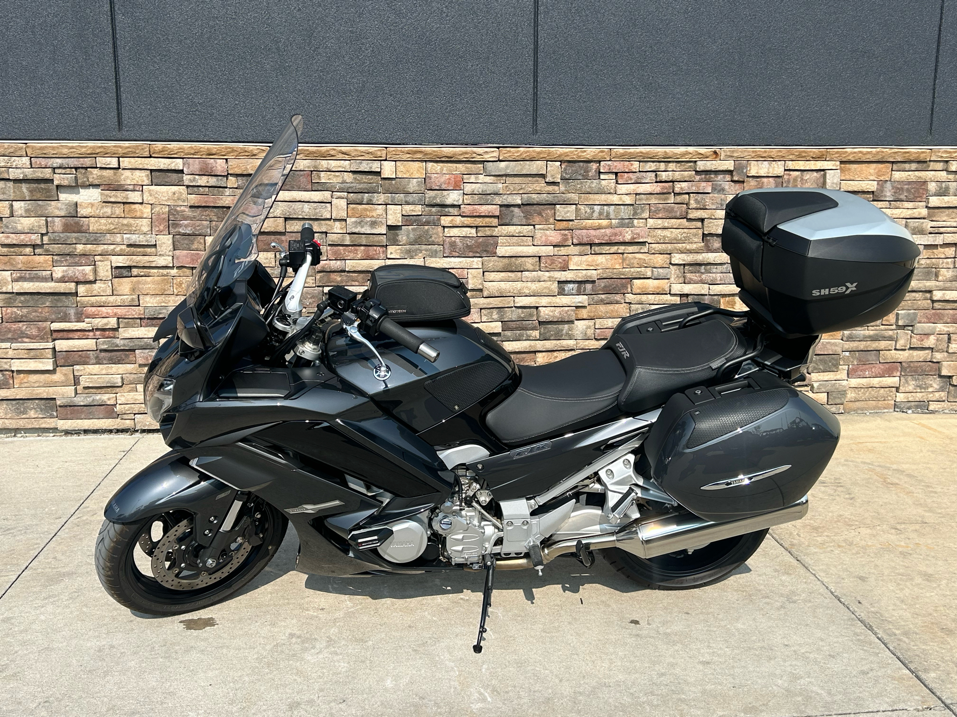 2020 Yamaha FJR1300ES in Columbia, Missouri - Photo 14