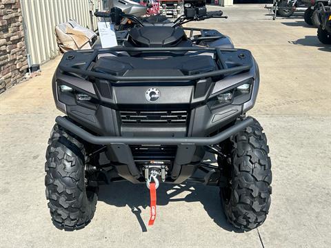 2025 Can-Am Outlander XT 700 in Columbia, Missouri - Photo 2