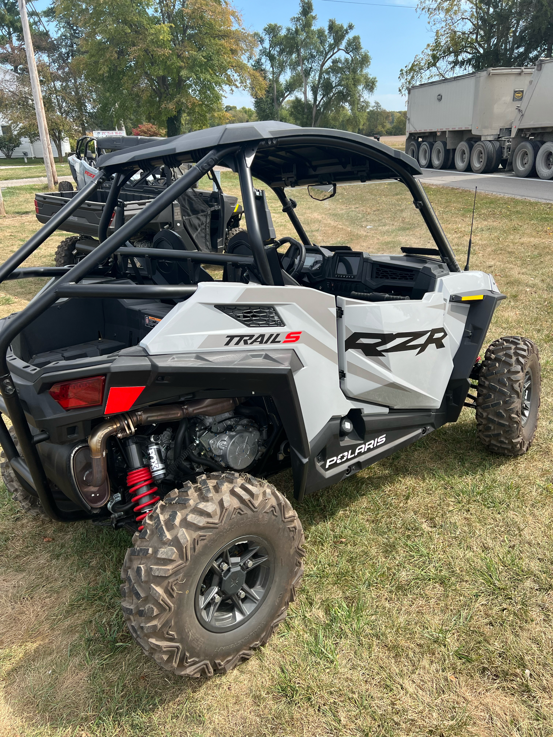 2023 Polaris RZR Trail S 1000 Premium in Tecumseh, Michigan - Photo 3