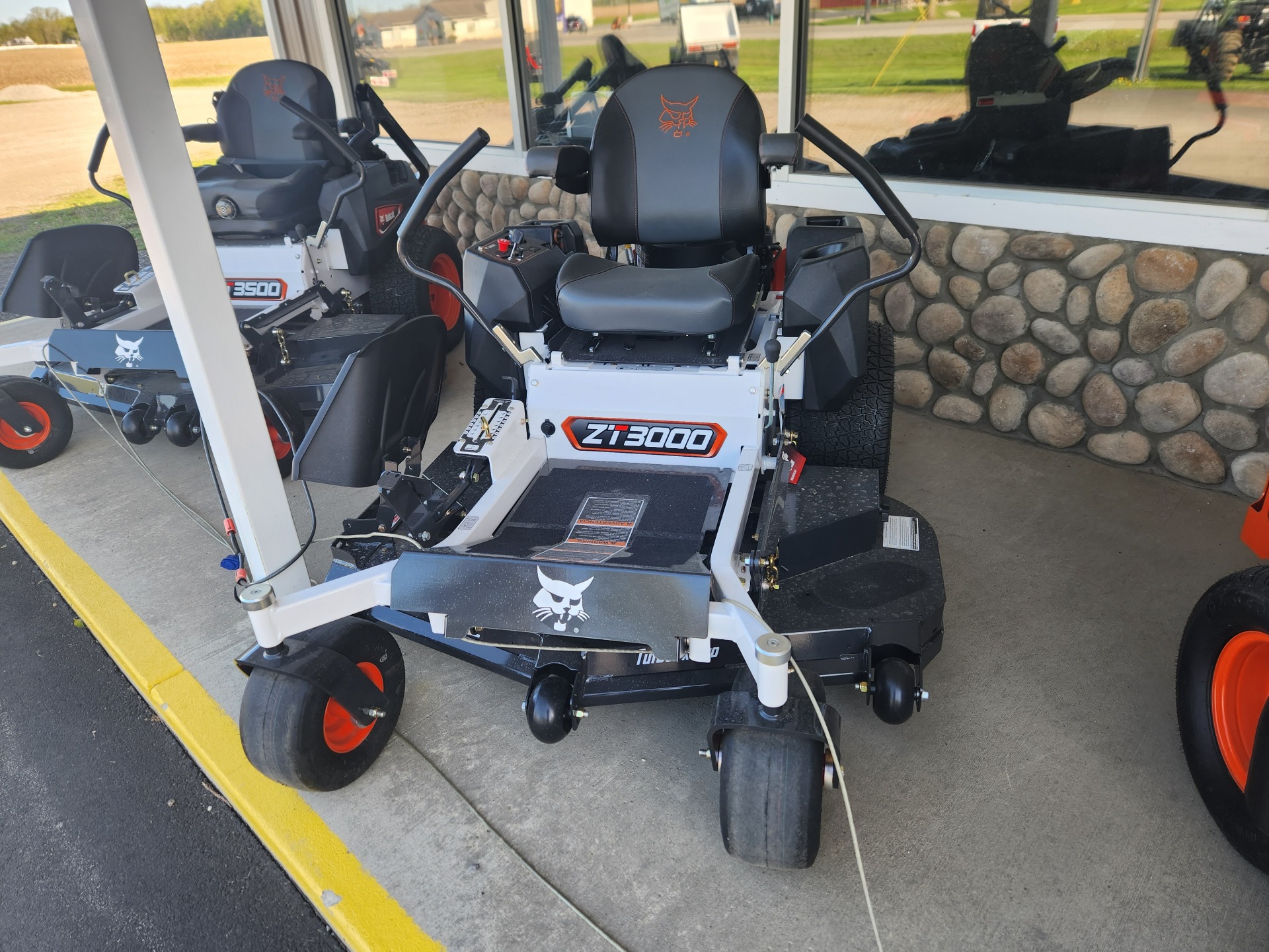 2023 Bobcat ZT3000 48 in. Kawasaki FR651V 21.5 hp in Tecumseh, Michigan - Photo 1