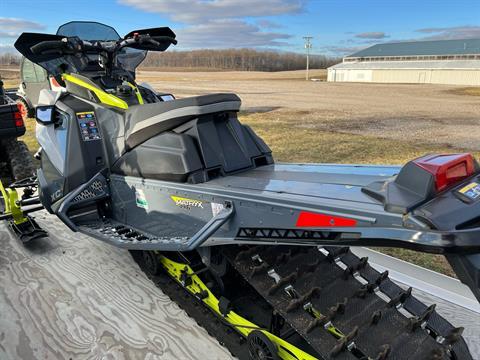 2022 Polaris 850 Switchback XC 146 Factory Choice in Tecumseh, Michigan - Photo 4