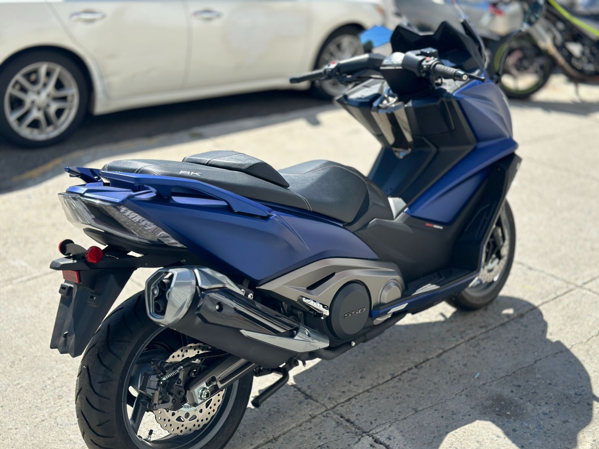2023 Kymco AK 550i ABS in Queens Village, New York - Photo 5