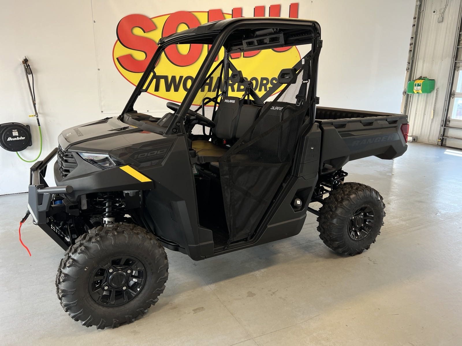 2025 Polaris Ranger 1000 Premium in Two Harbors, Minnesota - Photo 2