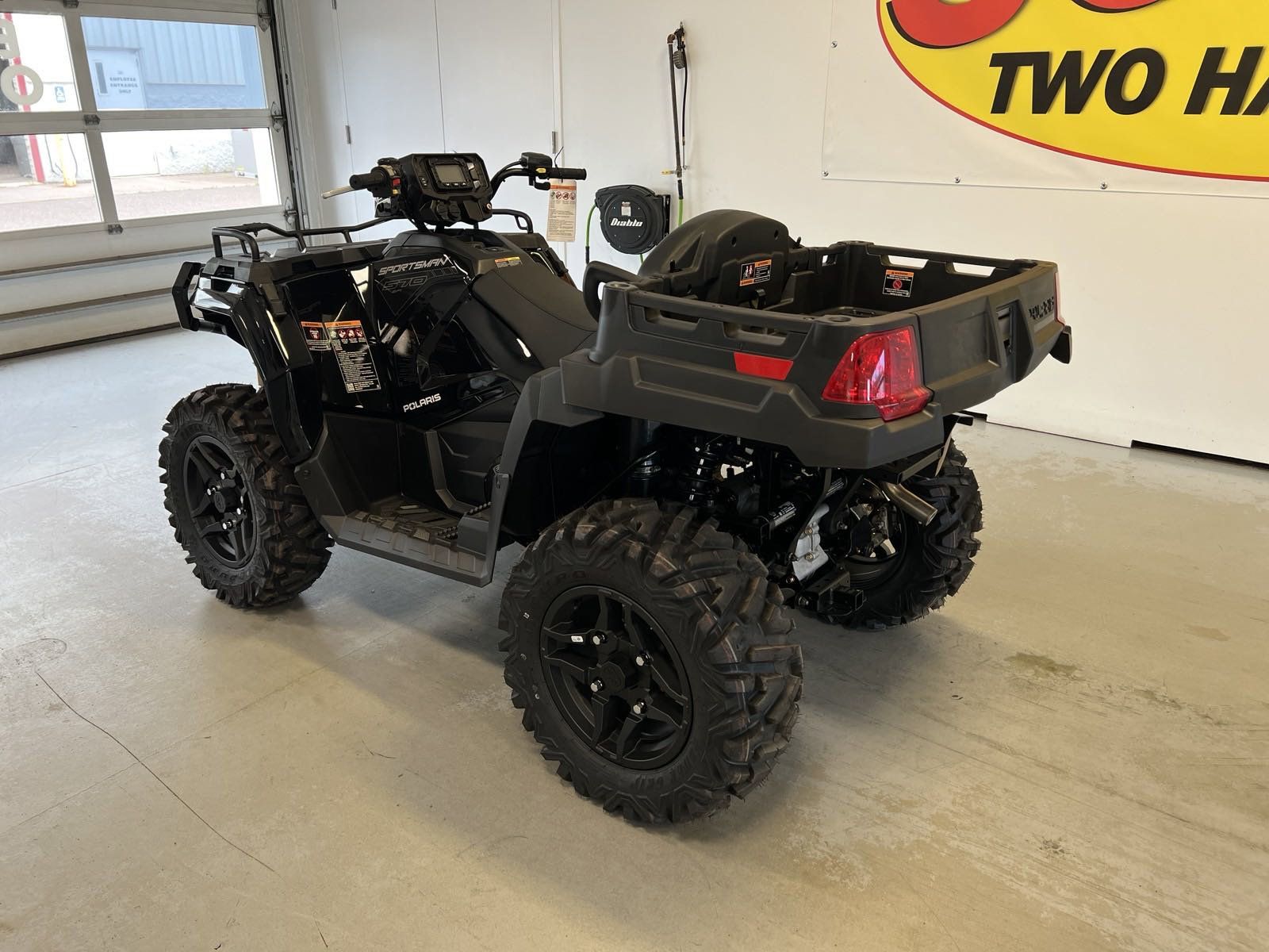 2025 Polaris Sportsman X2 570 in Two Harbors, Minnesota - Photo 3