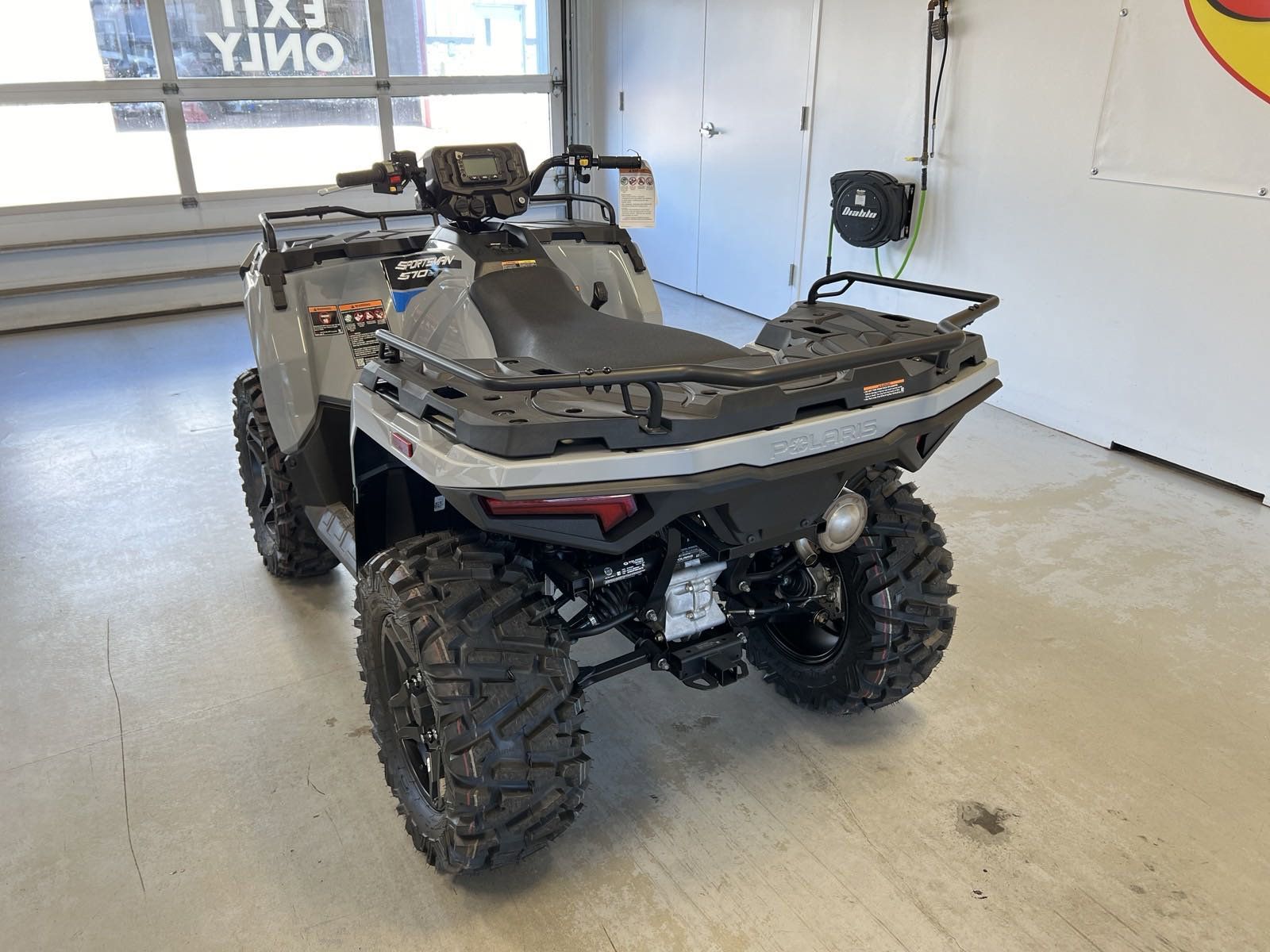 2024 Polaris Sportsman 570 Premium in Two Harbors, Minnesota - Photo 4