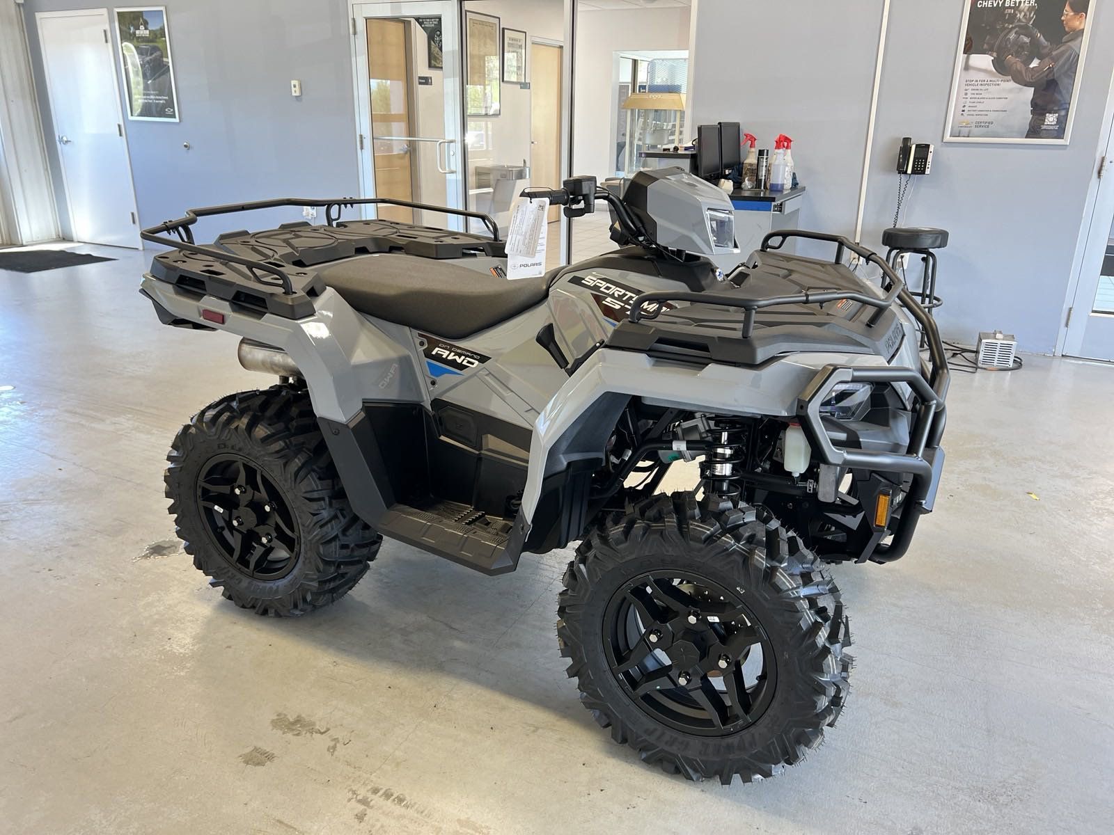 2024 Polaris Sportsman 570 Premium in Two Harbors, Minnesota - Photo 7