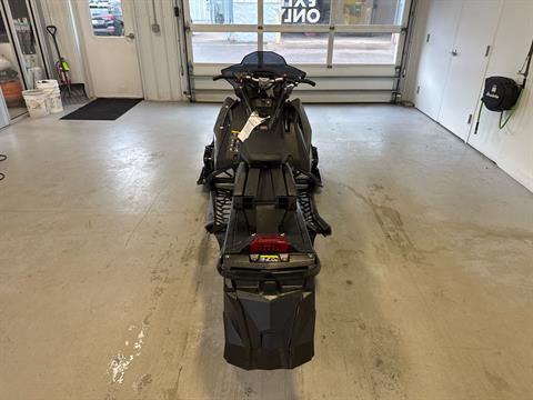 2025 Polaris 650 Indy VR1 137 SC ES in Two Harbors, Minnesota - Photo 5