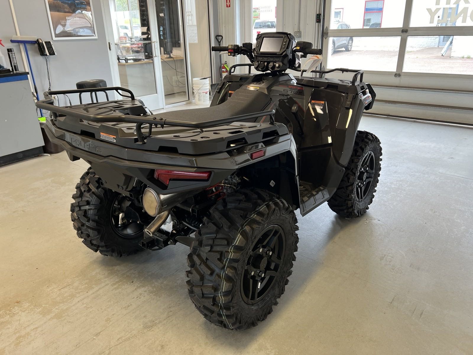 2024 Polaris Sportsman 570 Ride Command Edition in Two Harbors, Minnesota - Photo 6