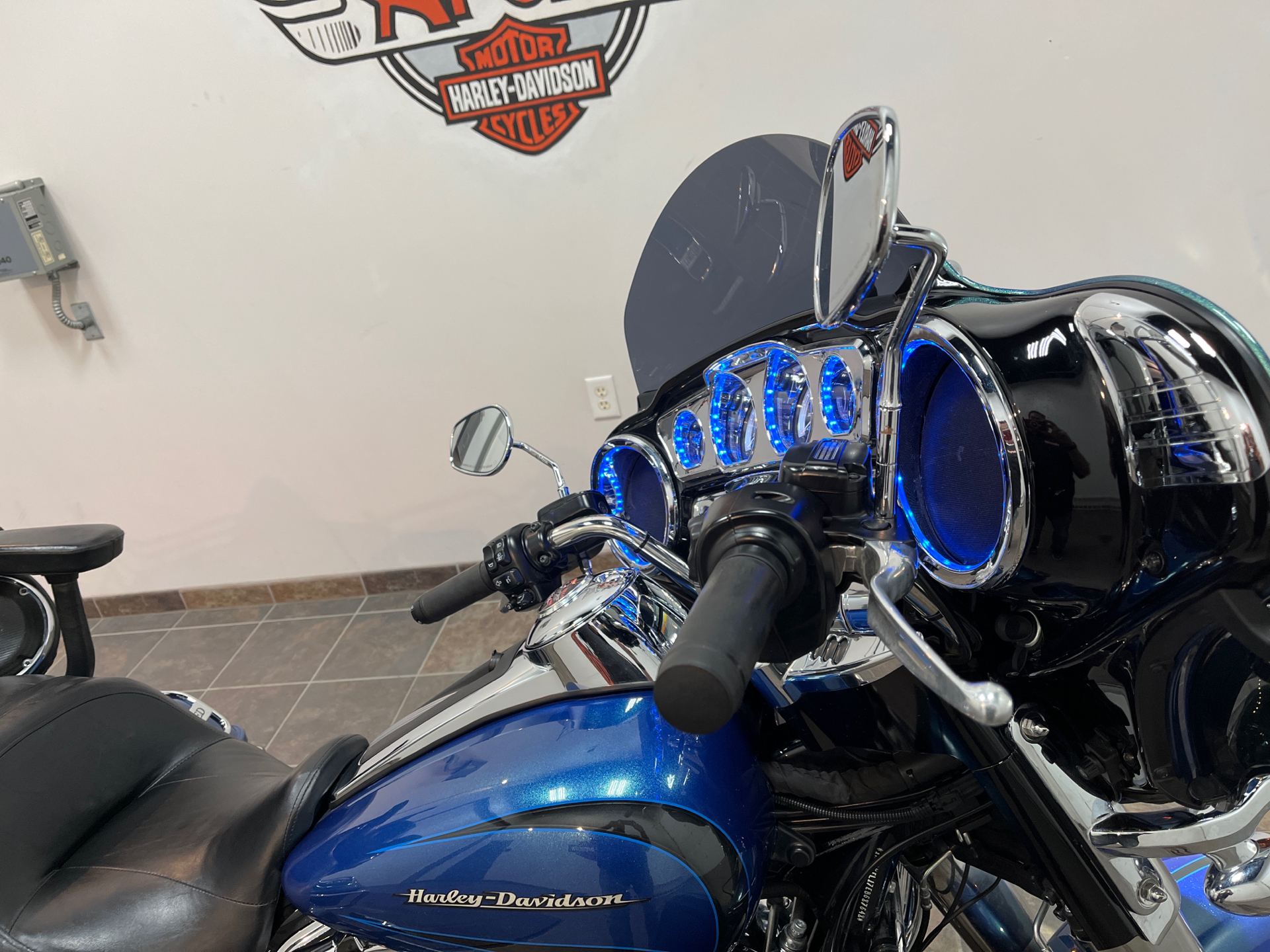 2014 Harley-Davidson Ultra Limited in Alexandria, Minnesota - Photo 9