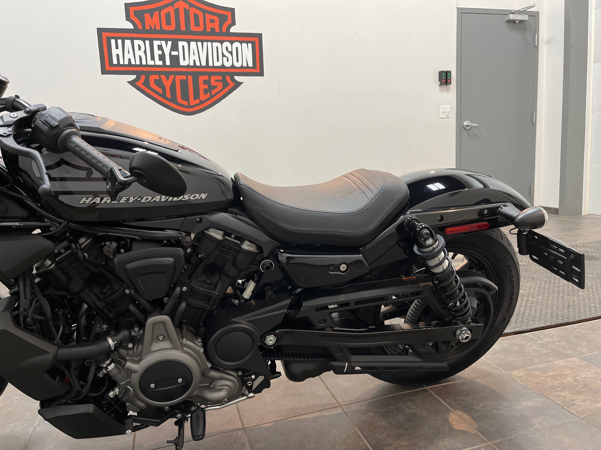 2022 Harley-Davidson Nightster™ in Alexandria, Minnesota - Photo 5