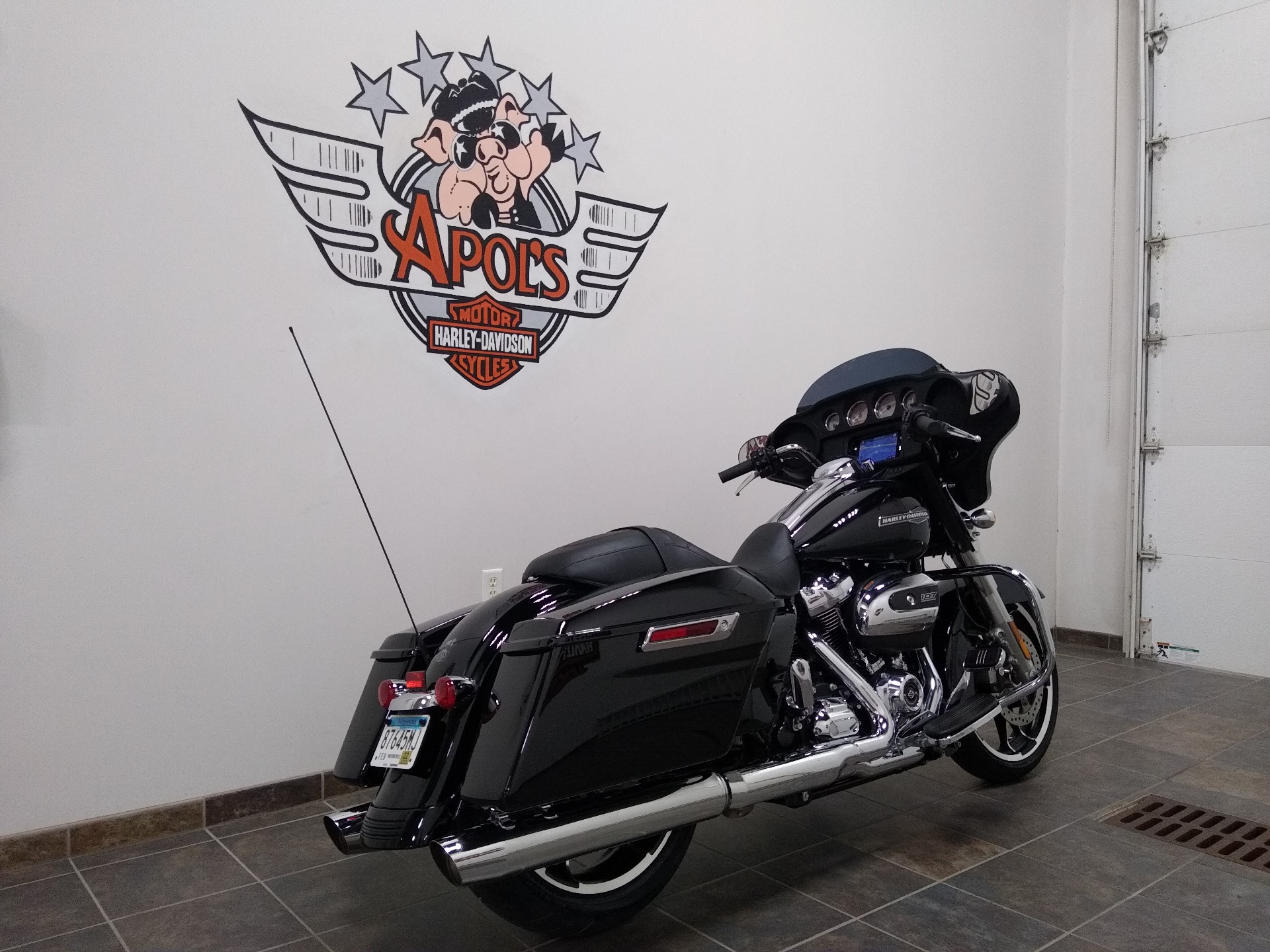2021 Harley-Davidson Street Glide® in Alexandria, Minnesota - Photo 4