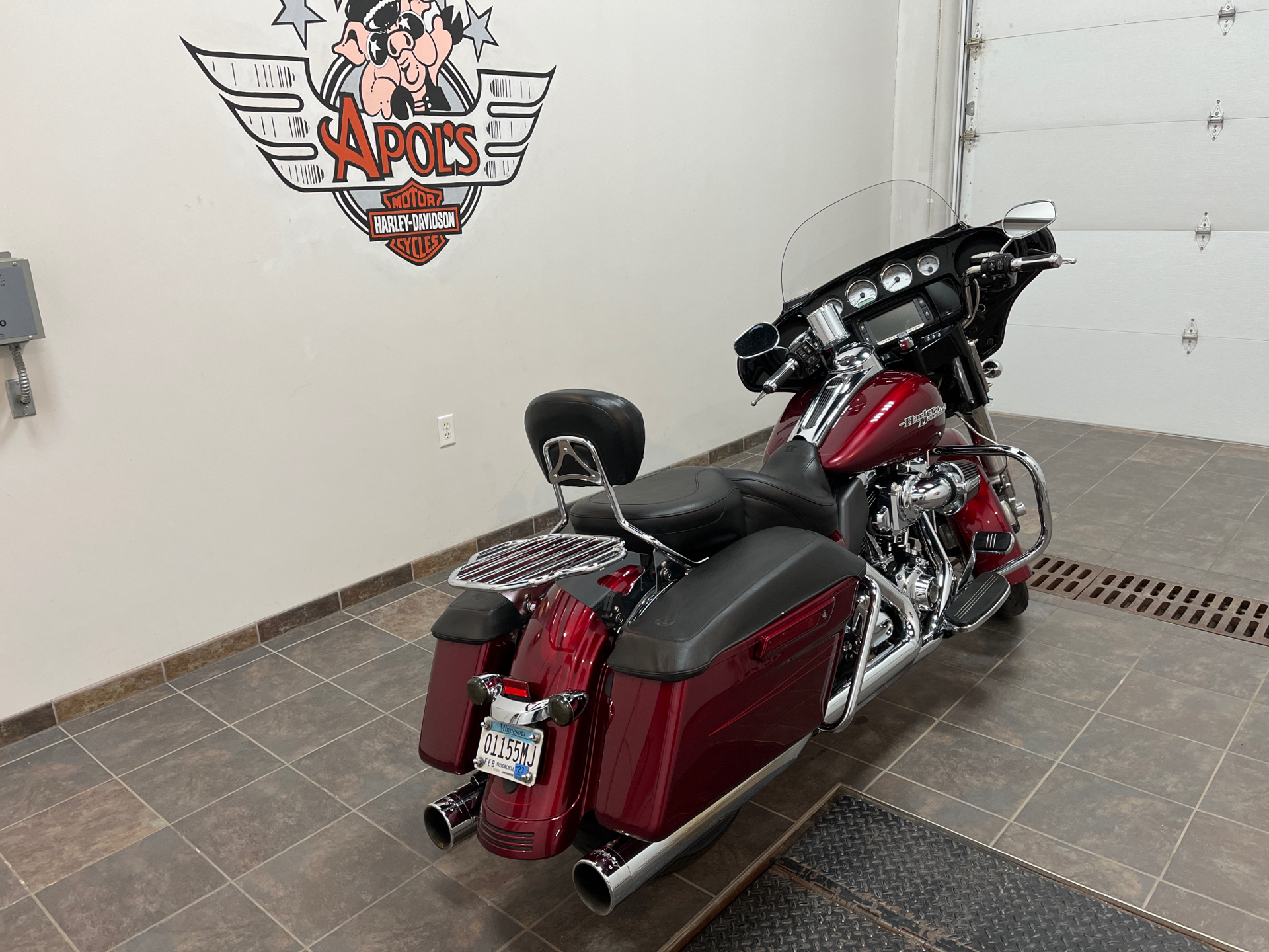 2016 Harley-Davidson Street Glide® Special in Alexandria, Minnesota - Photo 3